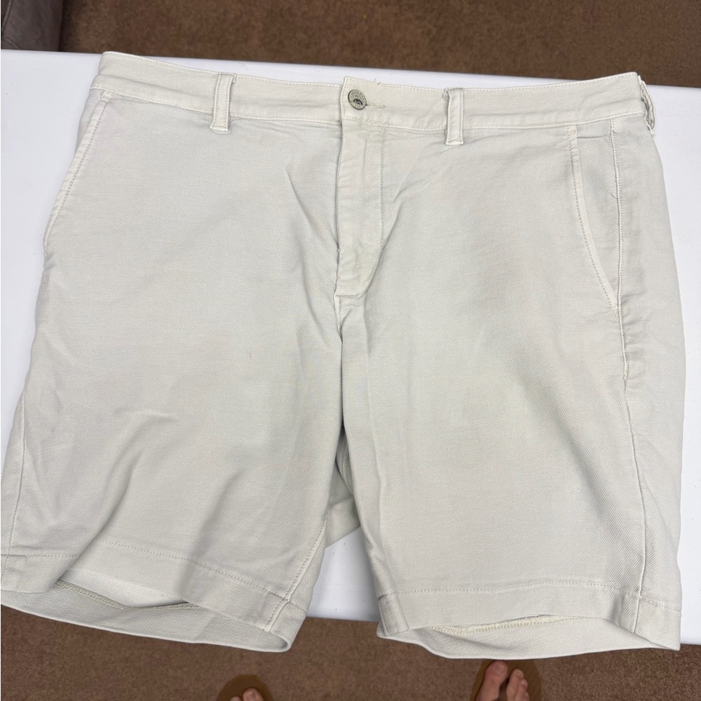 Faherty All Day Shorts Cream Color